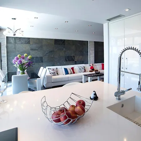 America Apartment